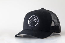 Load image into Gallery viewer, Classic Black Snapback
